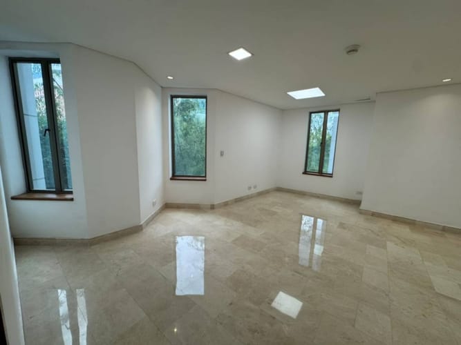 Oficina en arriendo en Astorga, Medellín, 46 m² · foto 2 de 6