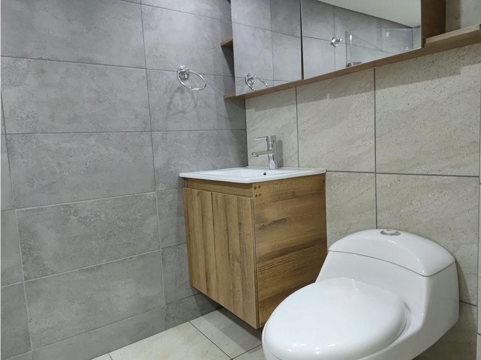 Apartamento en venta en Los Naranjos, Medellín · foto 13 de 15