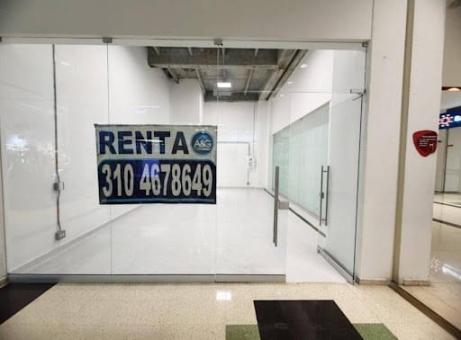 Local en arriendo en Cordoba, Medellín, 58 m² · foto 2 de 5