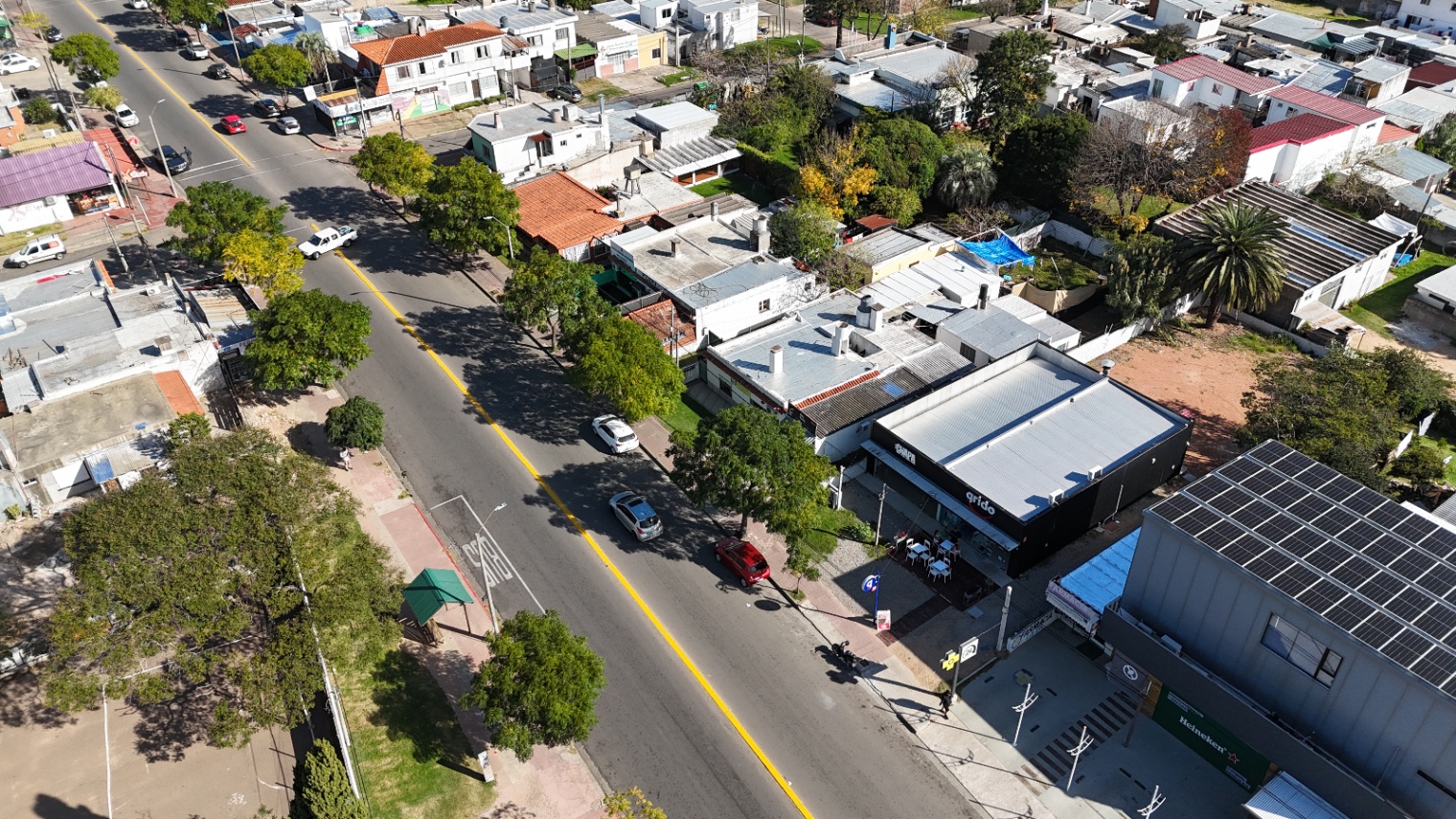 Local Comercial en alquiler, maldonado sobre Avda Batlle Y Ordoñez · Foto 8