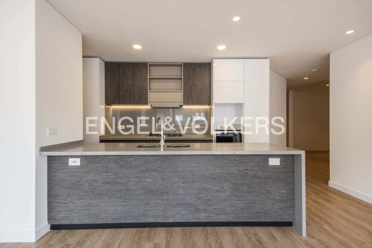 Apartamento de 3 alcobas en venta en Chicó Reservado, Bogotá, 173 m² · foto 5 de 24