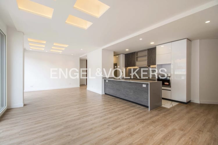 Apartamento de 3 alcobas en venta en Chicó Reservado, Bogotá, 173 m² · foto 4 de 24