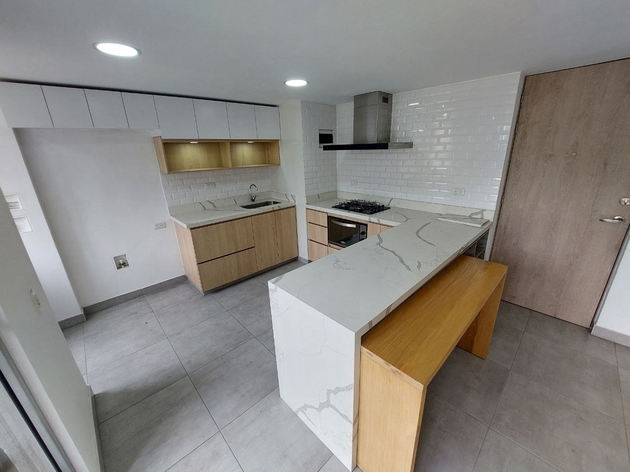 Apartamento en Arriendo en Las Lomitas, Sabaneta en Alto Las Flores