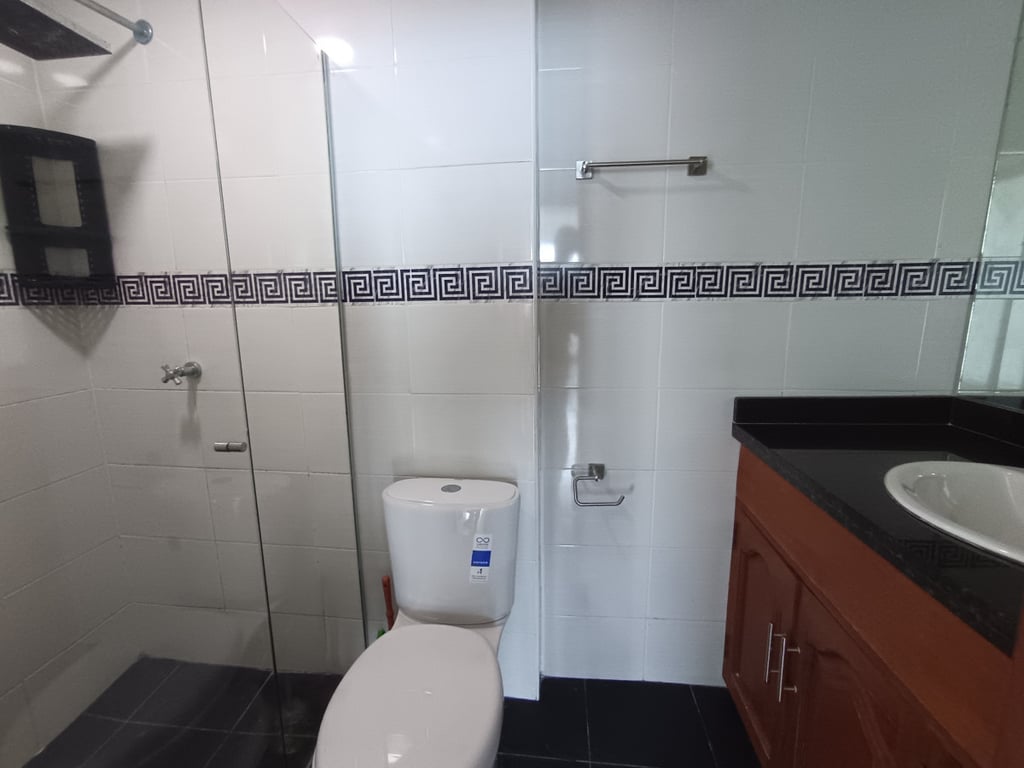 Apartamento en arriendo en El Laguito, Cartagena · foto 8 de 11