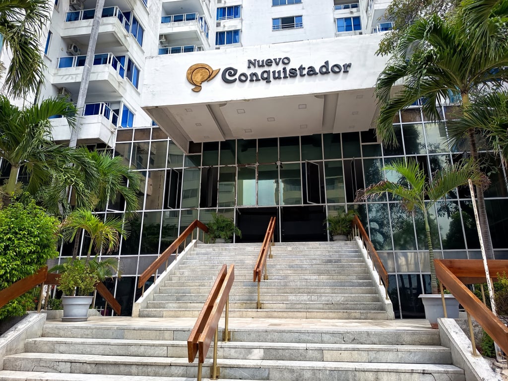 Apartamento en arriendo en El Laguito, Cartagena · foto 9 de 11