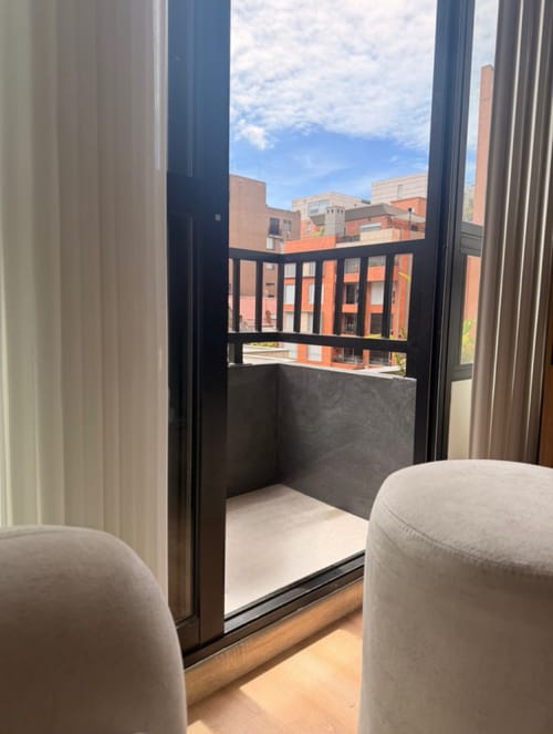 Apartaestudio en venta en Chico Norte, Bogotá, 37 m² · foto 6 de 11