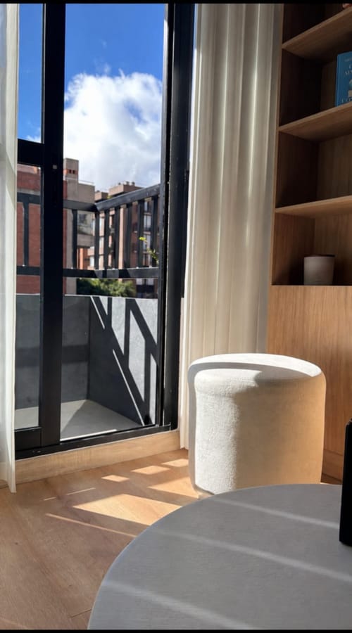 Apartaestudio en venta en Chico Norte, Bogotá, 37 m² · foto 5 de 11