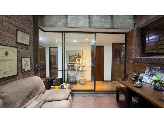 Apartamento de 3 alcobas en venta en El Nogal, Bogotá, 161 m² · foto 9 de 24
