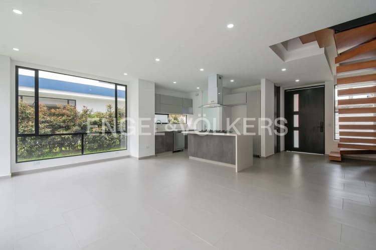 Casa de 4 alcobas en venta en Cota, 152 m² · foto 4 de 19