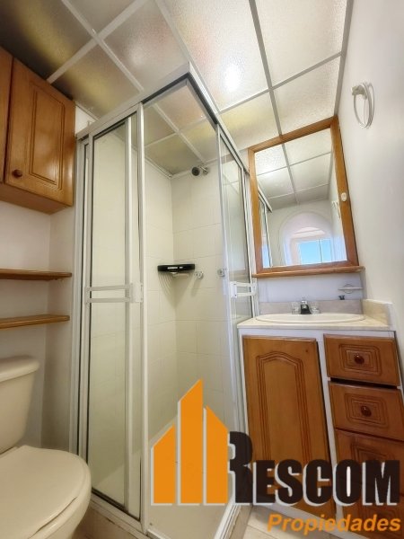 Apartamento en arriendo en Loma De San Julian, Medellín · foto 12 de 13