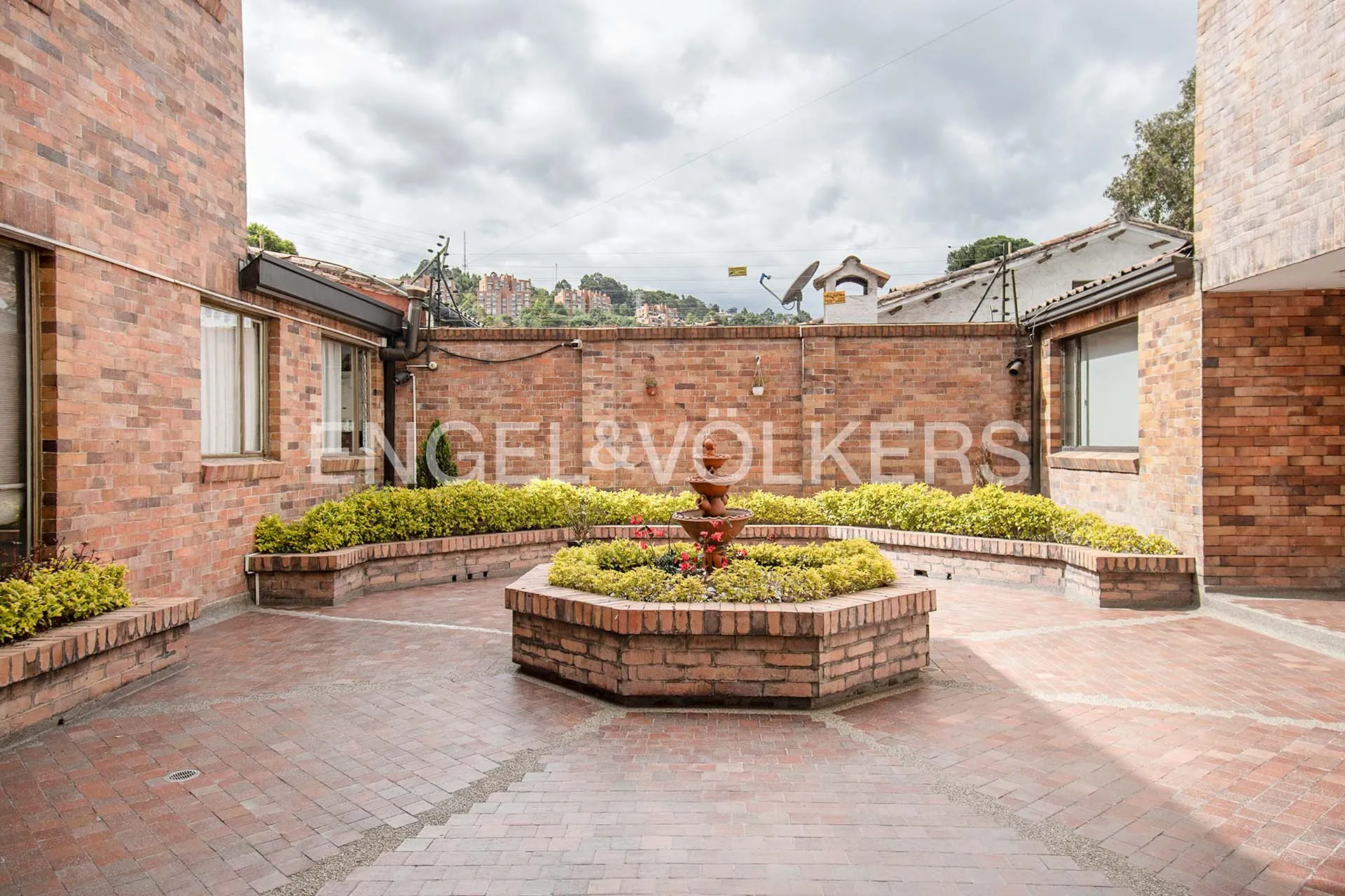 Casa en venta en Cerros De Niza, Bogotá · foto 19 de 19