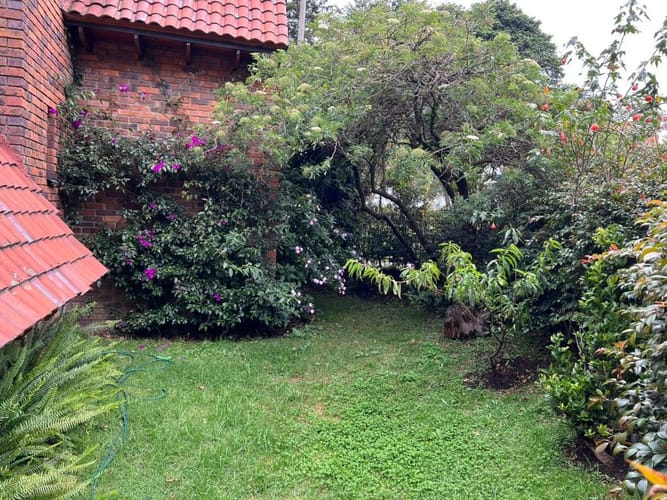 Casa de 3 alcobas en venta en Multicentro, Bogotá, 246 m² · foto 3 de 24