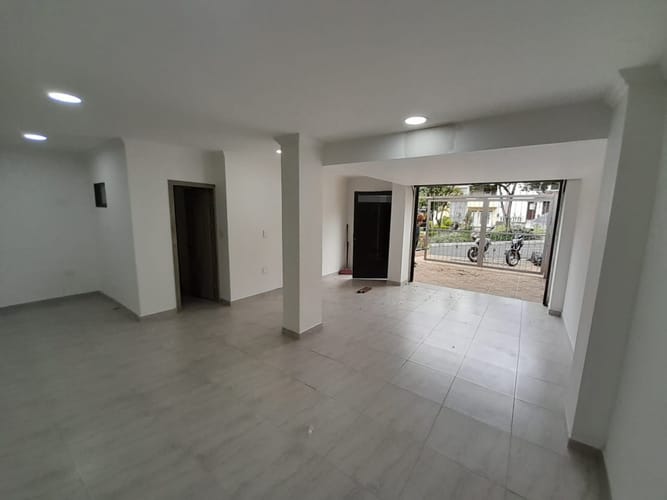 Local en arriendo en Cabañas, Bello, 100 m² · foto 5 de 14