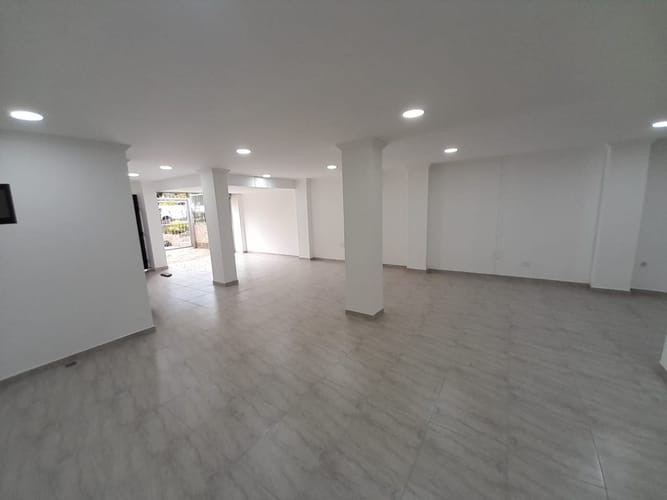 Local en arriendo en Cabañas, Bello, 100 m² · foto 12 de 14