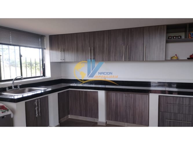 Casa de 1 alcoba en venta en Llaneras, Bucaramanga, 1373 m² · foto 10 de 16