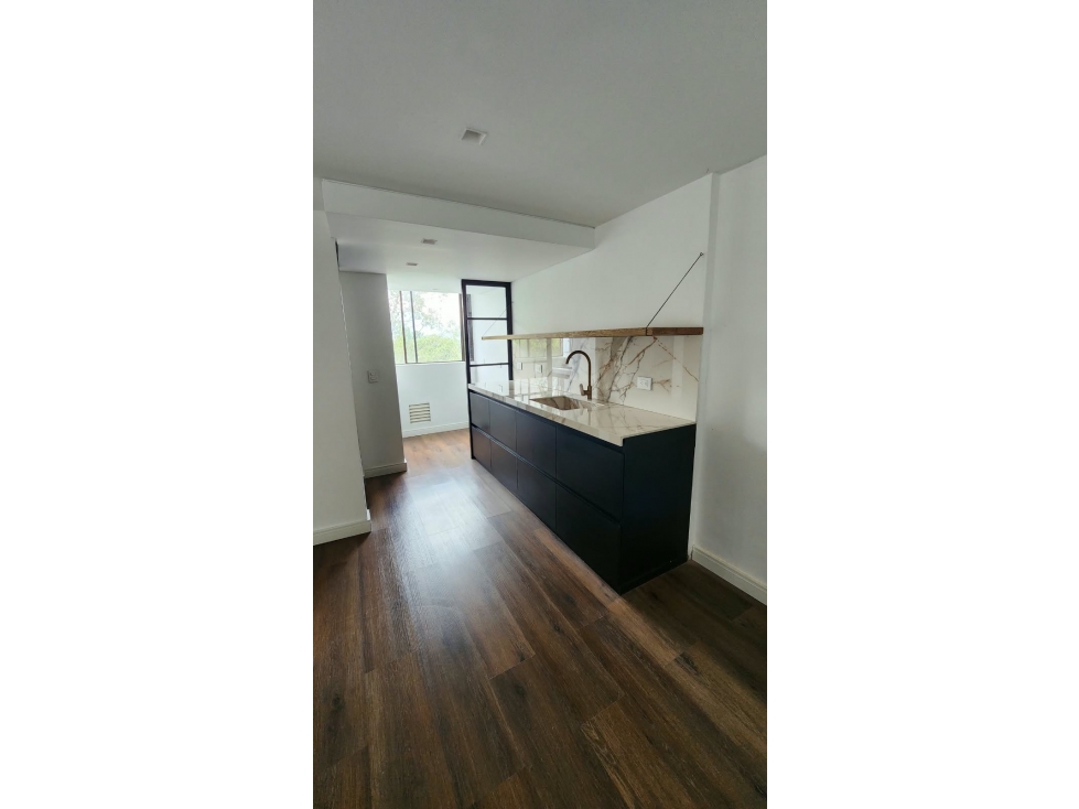 Apartamento en venta en San Lucas, Medellín · foto 4 de 13
