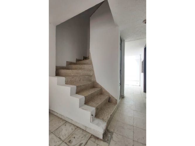 Casa de 6 alcobas en venta en Los Guayacanes, Cali, 125 m² · foto 17 de 24