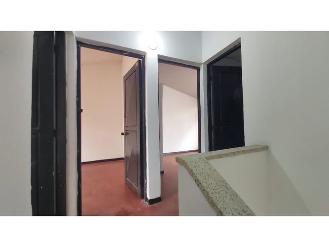 Casa de 6 alcobas en venta en Los Guayacanes, Cali, 125 m² · foto 18 de 24
