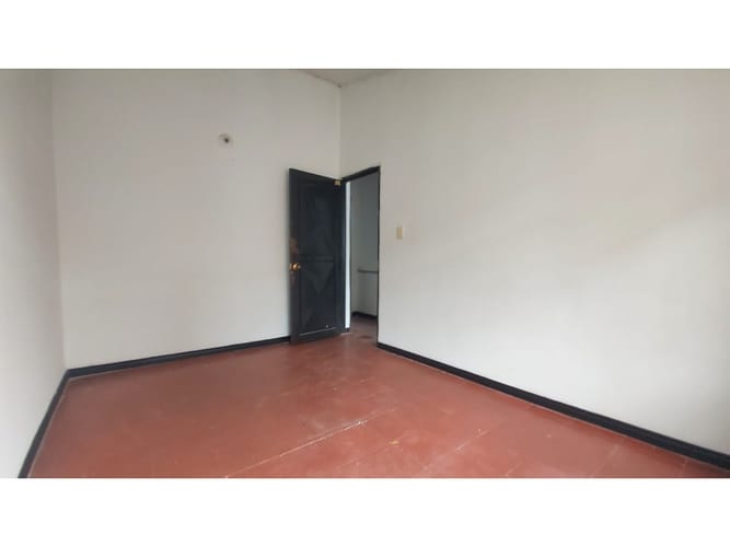 Casa de 6 alcobas en venta en Los Guayacanes, Cali, 125 m² · foto 24 de 24