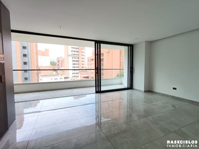 Apartamento de 3 alcobas en arriendo en Las Acacias, Medellín, 130 m² · foto 5 de 16