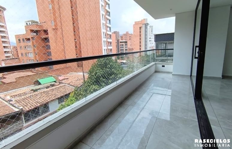 Apartamento de 3 alcobas en arriendo en Las Acacias, Medellín, 130 m² · foto 6 de 16
