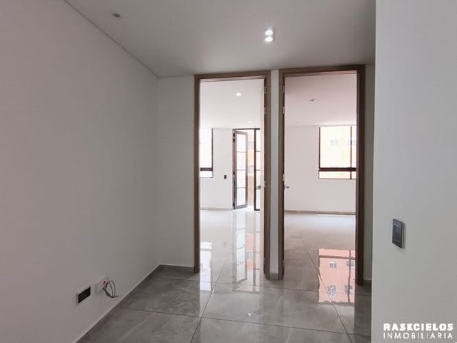 Apartamento de 3 alcobas en arriendo en Las Acacias, Medellín, 130 m² · foto 7 de 16