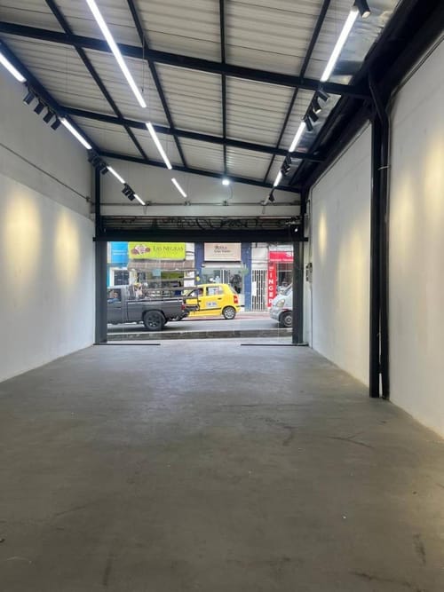 Local en arriendo en Suramérica, Itagüí, 131 m² · foto 3 de 3