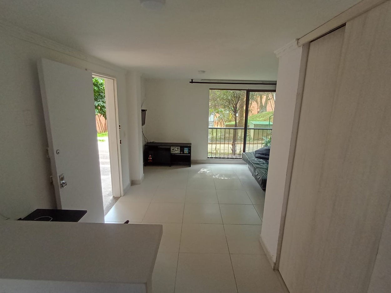 Apartamento en venta en Laureles, Medellín · foto 4 de 16
