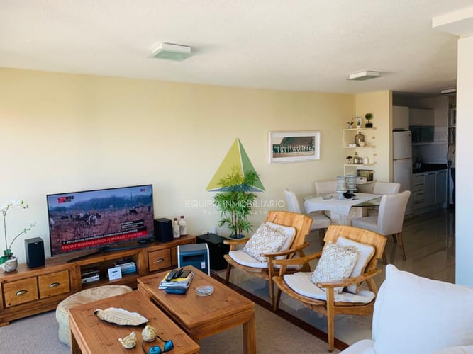 ALQUILER ANUAL -Apartamento en Mansa - Punta del Este - Ref : EQP5880 · Foto 5