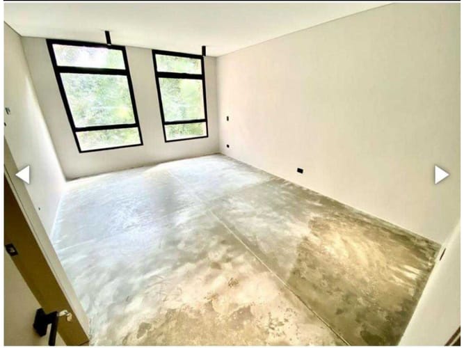 Apartamento de 3 alcobas en venta en El Castillo, Medellín, 202 m² · foto 5 de 22