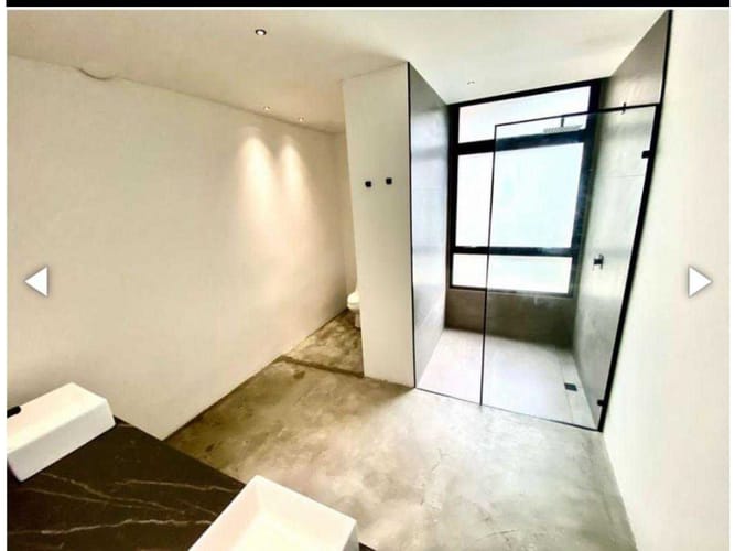 Apartamento de 3 alcobas en venta en El Castillo, Medellín, 202 m² · foto 12 de 22