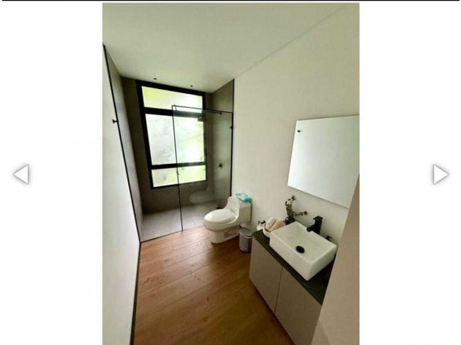 Apartamento de 3 alcobas en venta en El Castillo, Medellín, 202 m² · foto 16 de 22