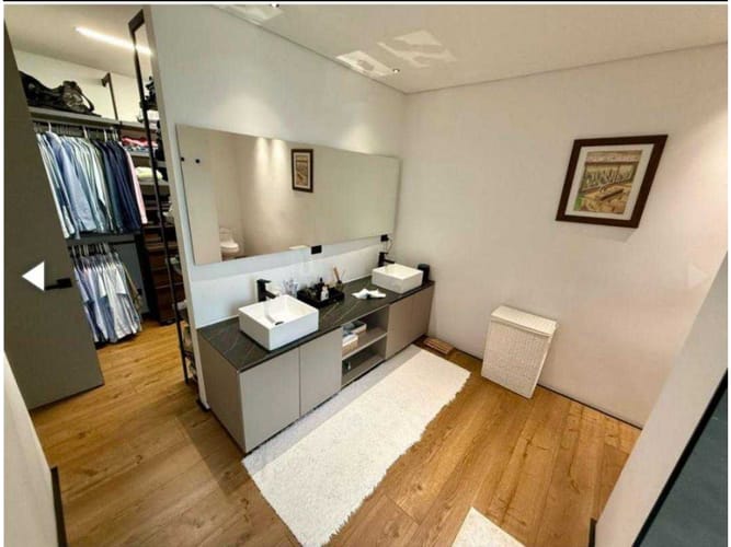 Apartamento de 3 alcobas en venta en El Castillo, Medellín, 202 m² · foto 22 de 22