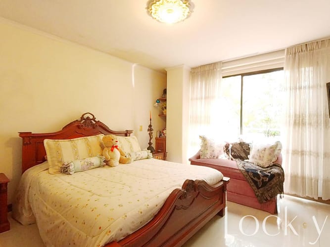 Apartamento en venta en El Poblado, Medellín · foto 16 de 19