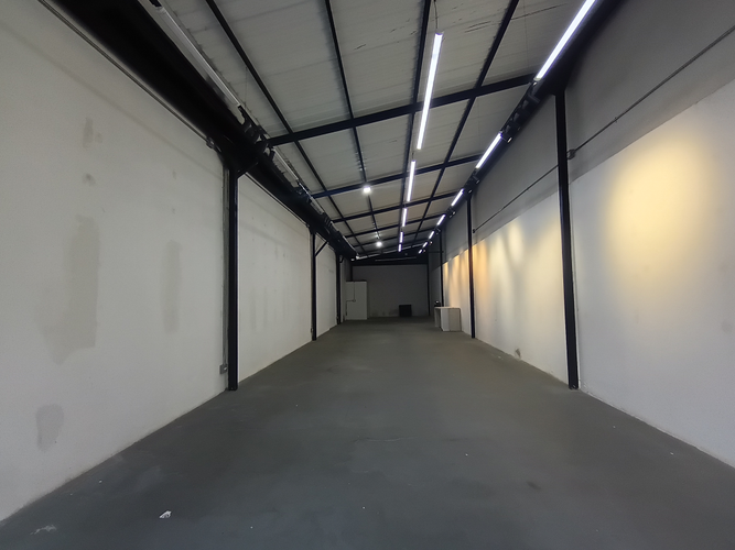Local en arriendo en Los Naranjos, Itagüí, 131 m² · foto 2 de 7