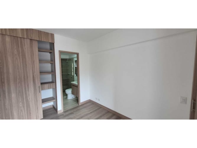 Apartamento en venta en Centro, La Estrella · foto 16 de 19