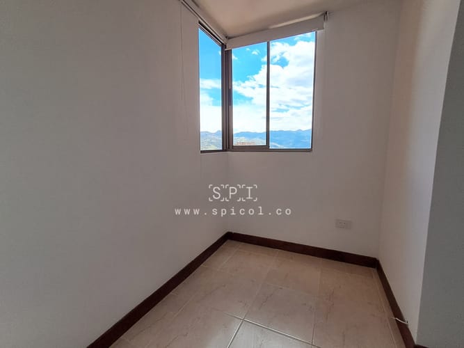 Apartamento de 3 alcobas en arriendo en Los Balsos, Medellín, 105 m² · foto 12 de 24