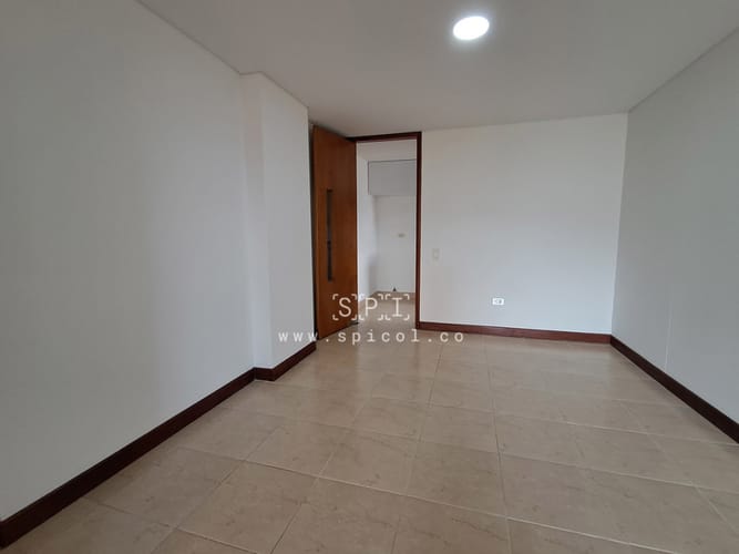 Apartamento de 3 alcobas en arriendo en Los Balsos, Medellín, 105 m² · foto 14 de 24