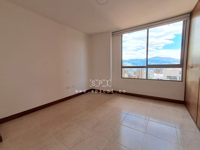 Apartamento de 3 alcobas en arriendo en Los Balsos, Medellín, 105 m² · foto 17 de 24