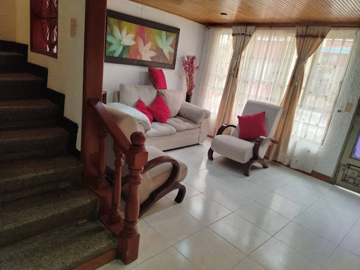 Casa en venta en Villas De Granada, Bogotá · foto 4 de 24