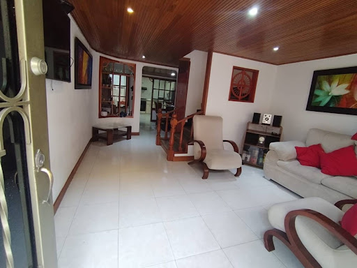 Casa en venta en Villas De Granada, Bogotá · foto 5 de 24