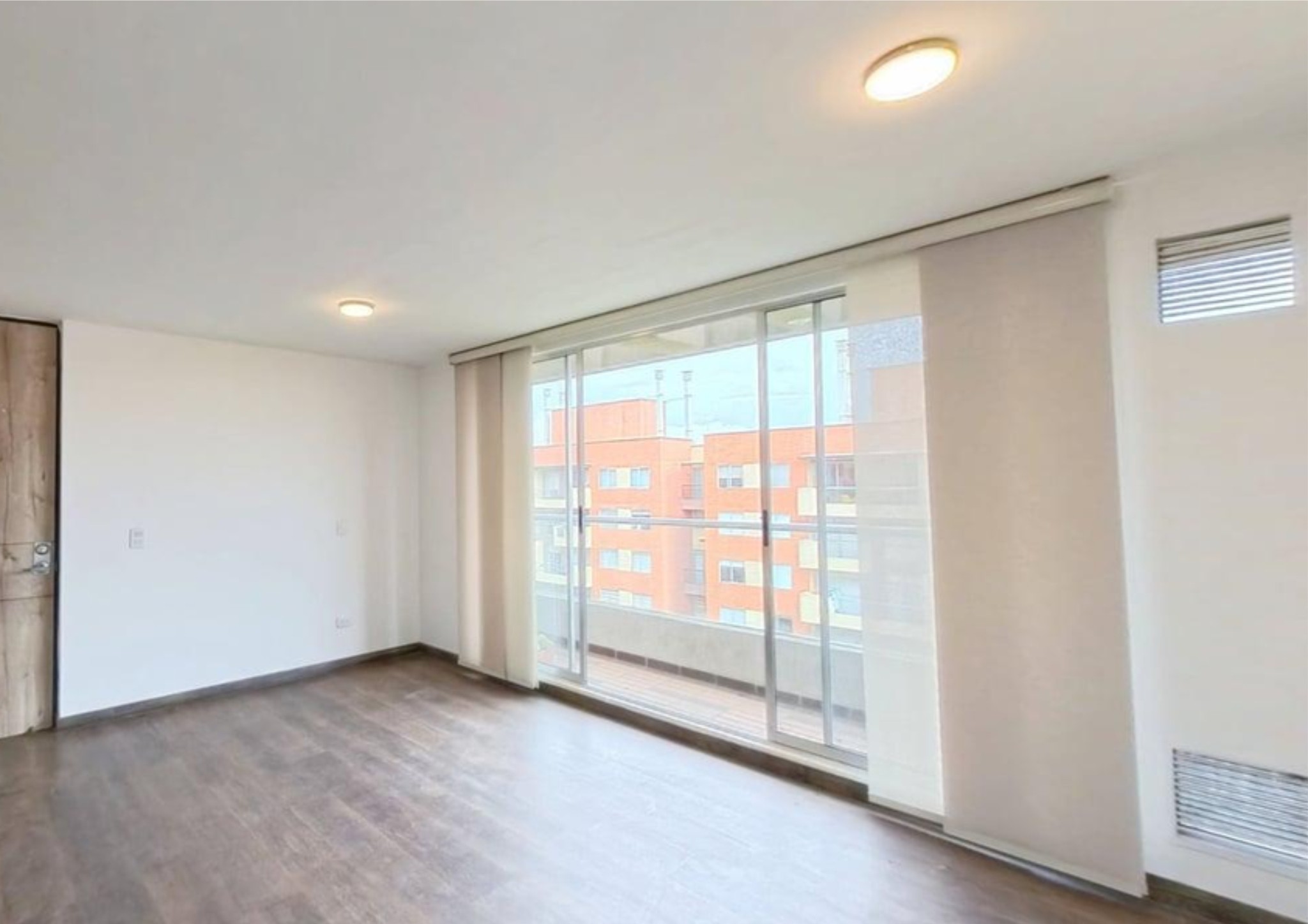 Apartamento en venta en Ub Alicante, Mosquera · foto 4 de 24