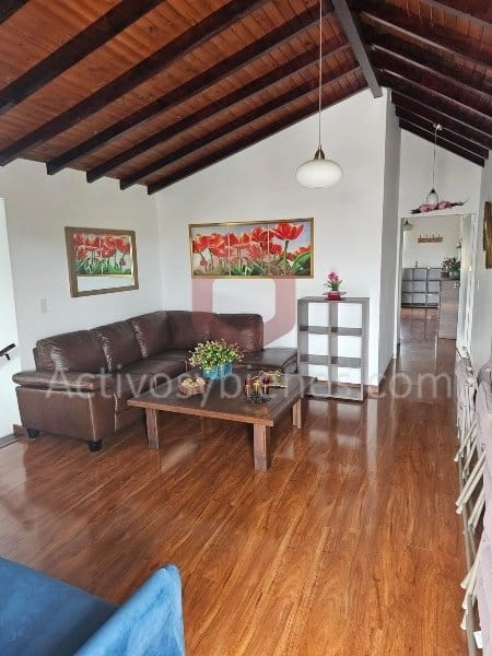 Casa de 5 alcobas en venta en Cabeceras De Llanogrande, Rionegro · foto 8 de 24