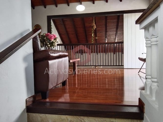 Casa de 5 alcobas en venta en Cabeceras De Llanogrande, Rionegro · foto 10 de 24