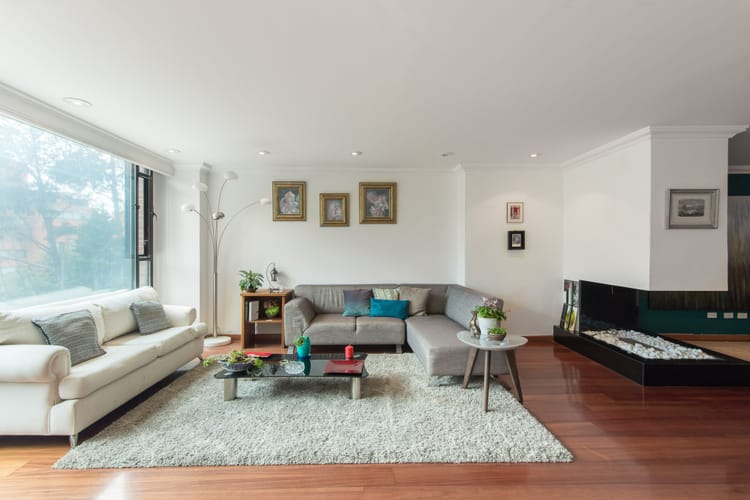 Apartamento de 3 alcobas en venta en Los Rosales, Bogotá, 212 m² · foto 2 de 20