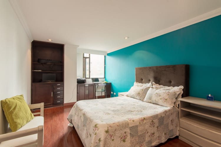 Apartamento de 3 alcobas en venta en Los Rosales, Bogotá, 212 m² · foto 13 de 20