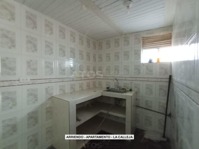 Apartamento de 4 alcobas en arriendo en La Calleja, Tunja, 86 m² · foto 4 de 14