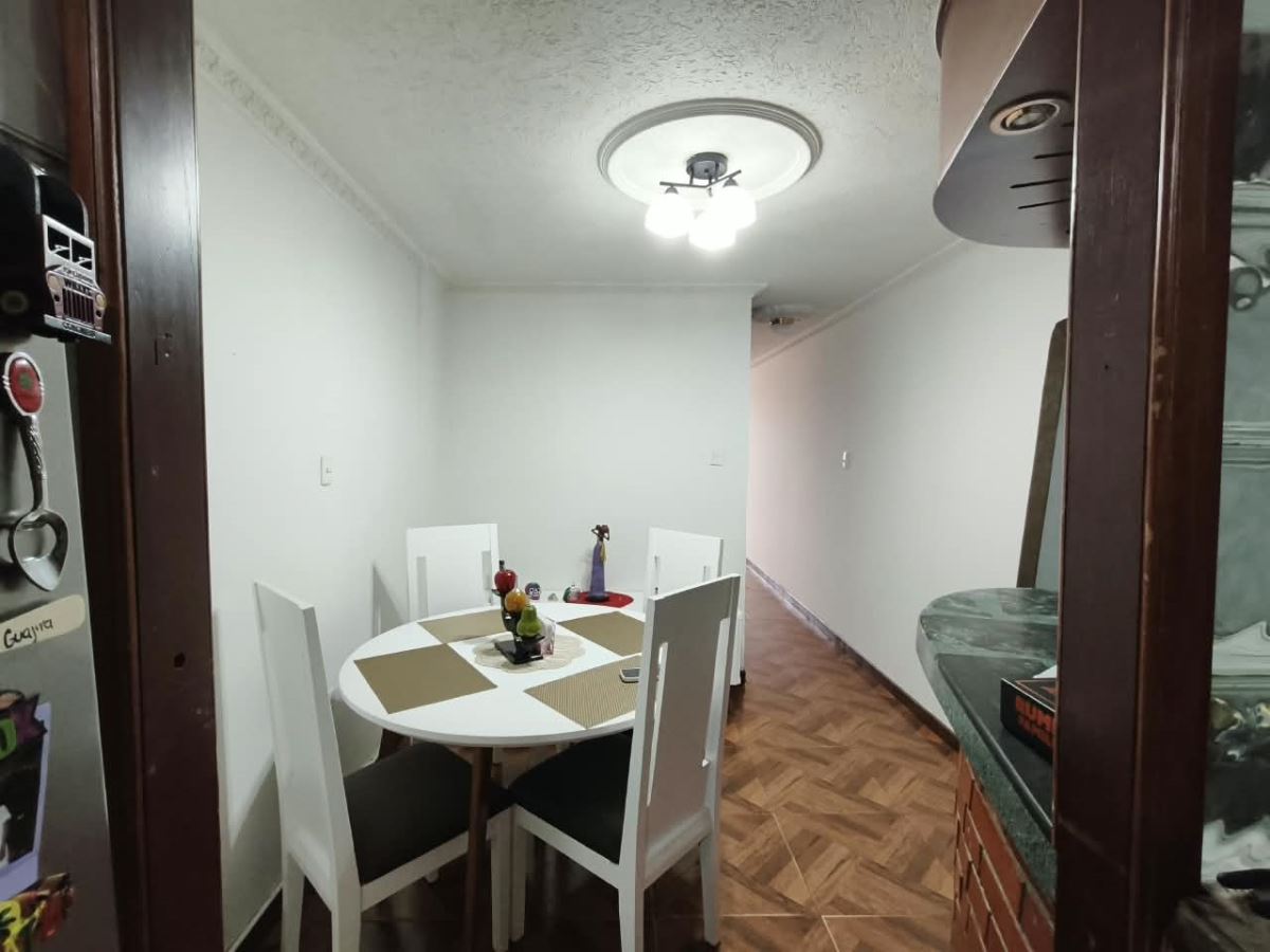 Casa en venta en Engativá, Bogotá · foto 4 de 19