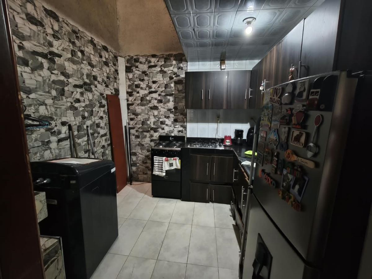 Casa en venta en Engativá, Bogotá · foto 7 de 19