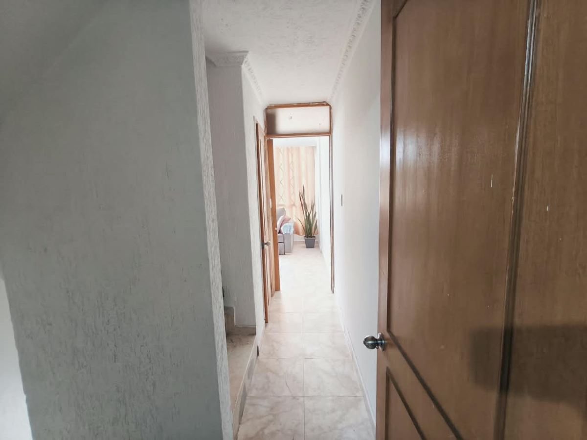 Casa en venta en Engativá, Bogotá · foto 8 de 19